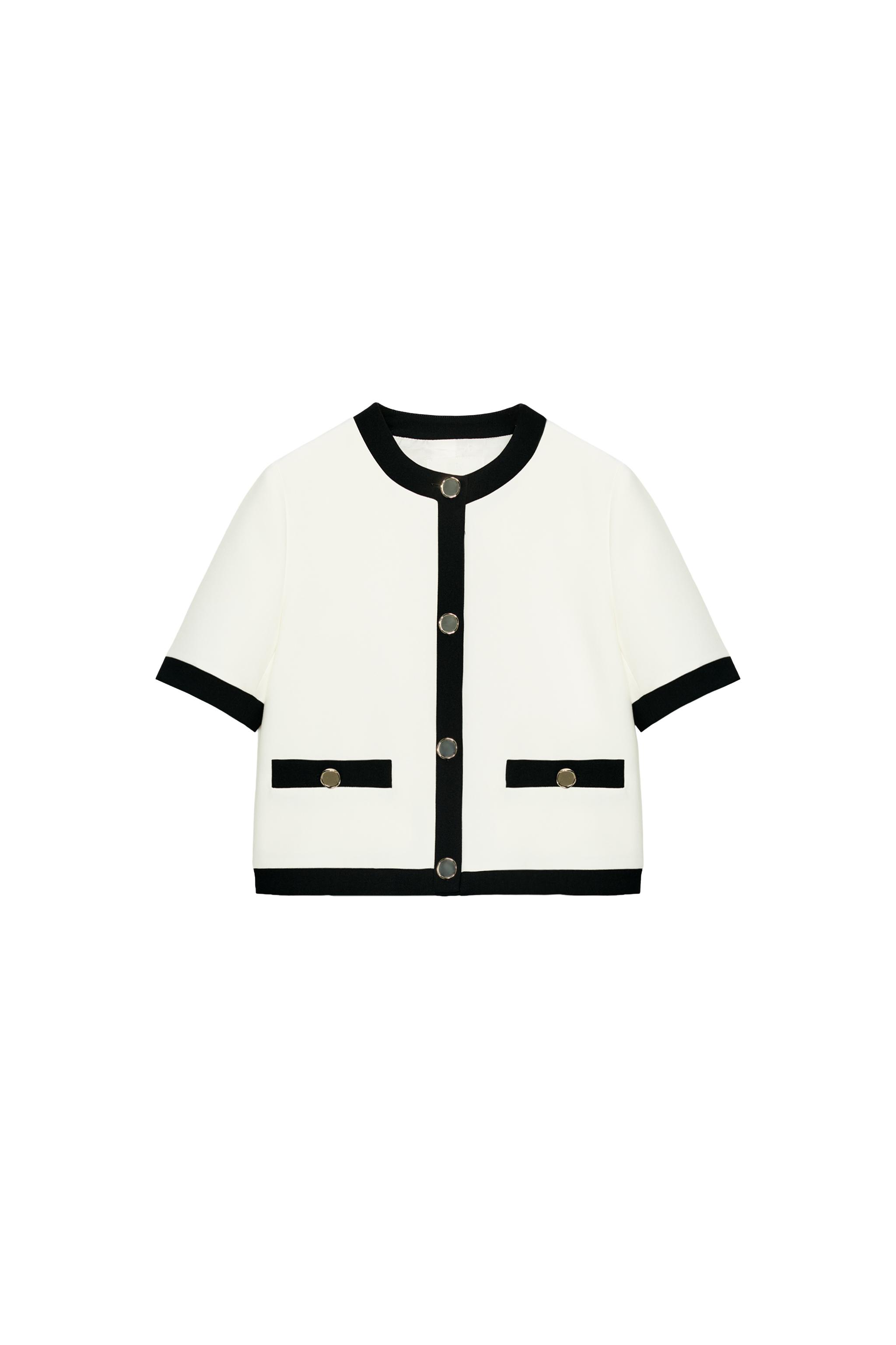 VESTE À MANCHES COURTES ET LISERÉS EN CONTRASTE